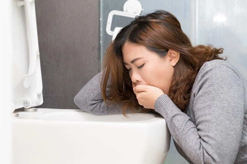 Bầu bị ốm nghén là tình trạng gì