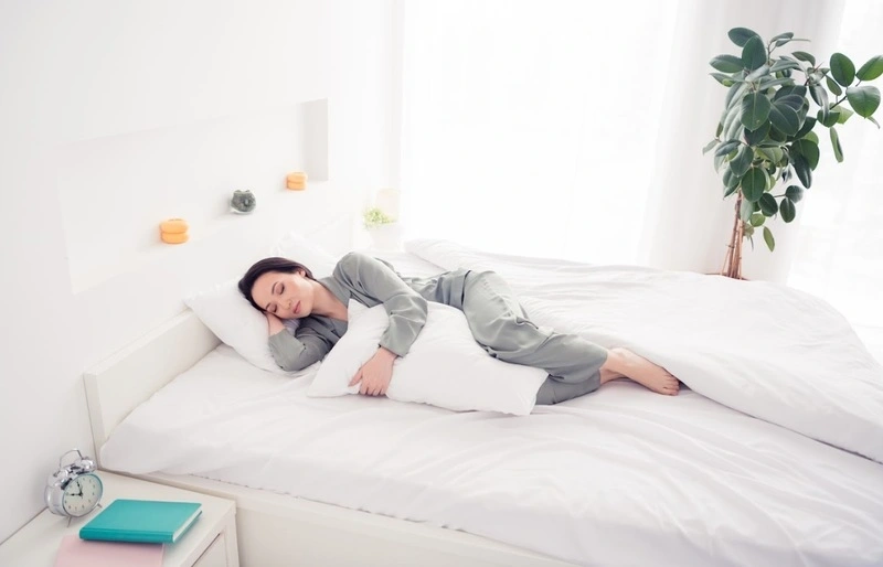 Cách giúp bầu 3 tháng đầu ngủ ngon