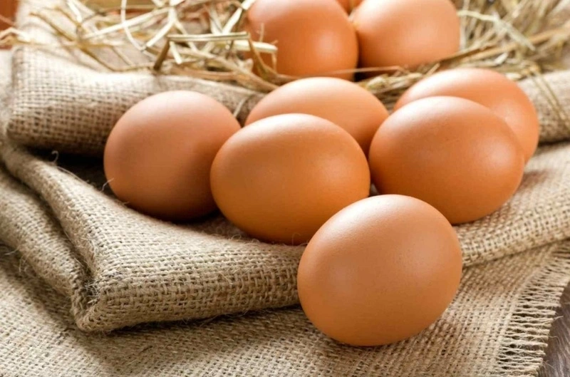 Mẹ bầu tháng đầu nên ăn trứng