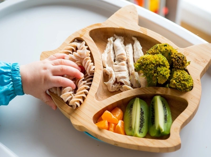 1 tuổi ăn được những gì
