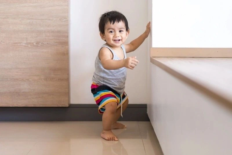 Bé trai 13 tháng nặng bao nhiêu kg là vấn đề nhiều mẹ quan tâm