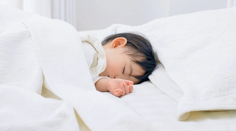 Giấc ngủ của trẻ 15 tháng tuổi