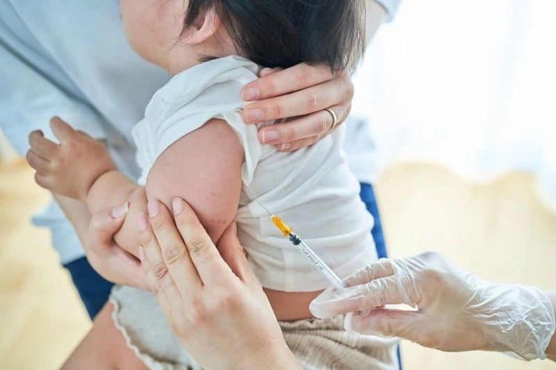 Lịch tiêm phòng của bé 4 tháng tuổi