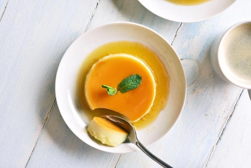 Bánh flan bữa phụ cho bé 8 tháng
