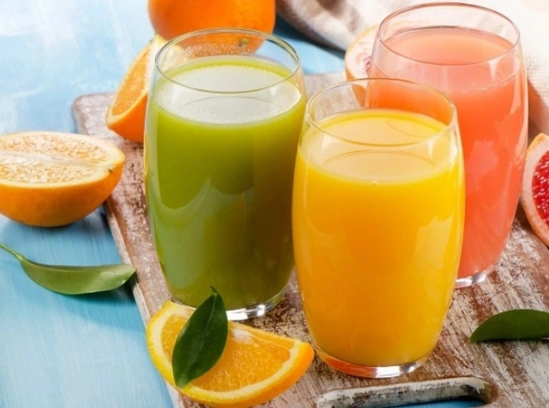 Uống nước ép cho mẹ sau sinh mổ và sinh thường