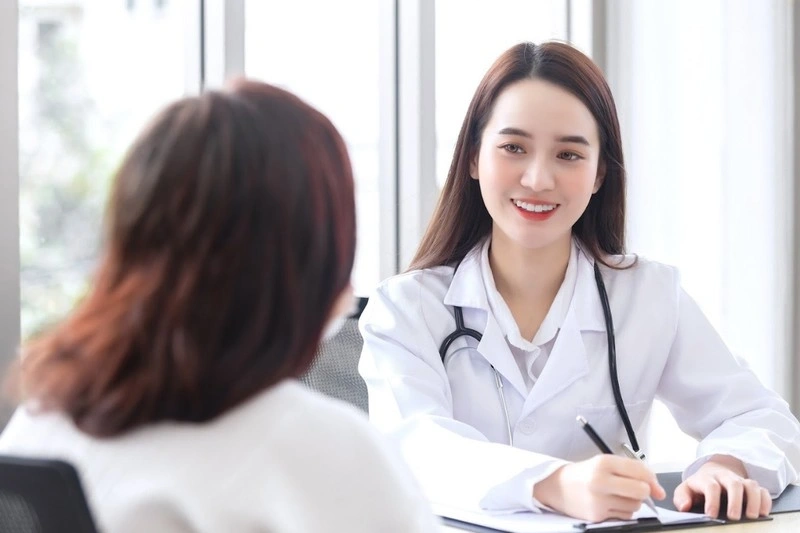 Tham khảo ý kiến bác sĩ bổ sung vi chất cho mẹ sau sinh để tạo nguồn sữa chất lượng