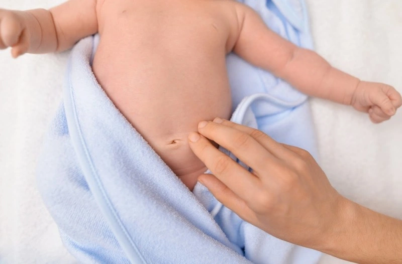 Làm sao biết bé bị bất dung nạp lactose