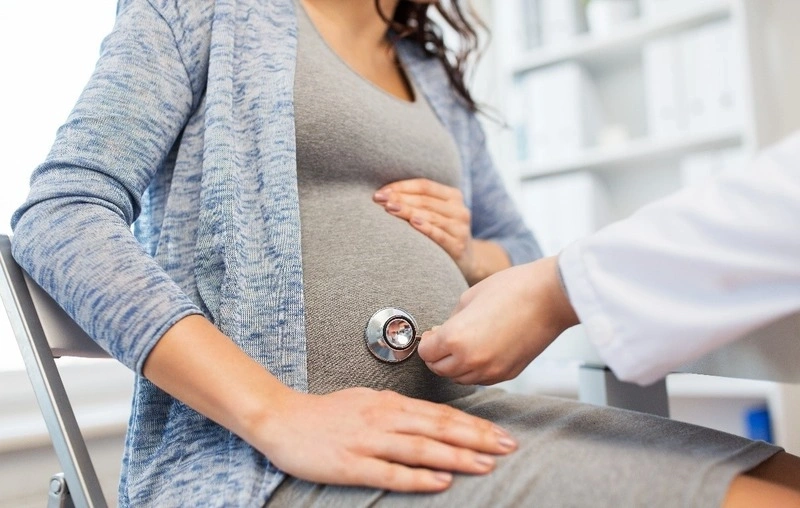 Làm gì khi mẹ bầu tăng cân ít