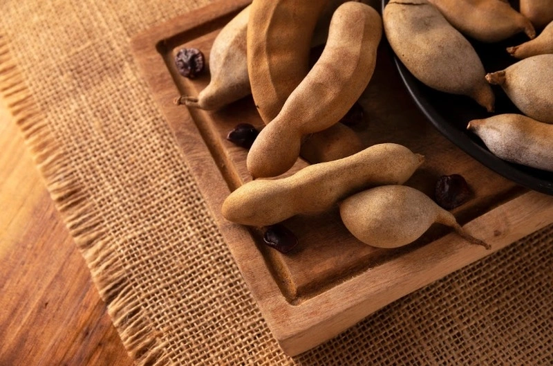 Me chua là một trong những loại trái cây mẹ sau sinh không nên ăn