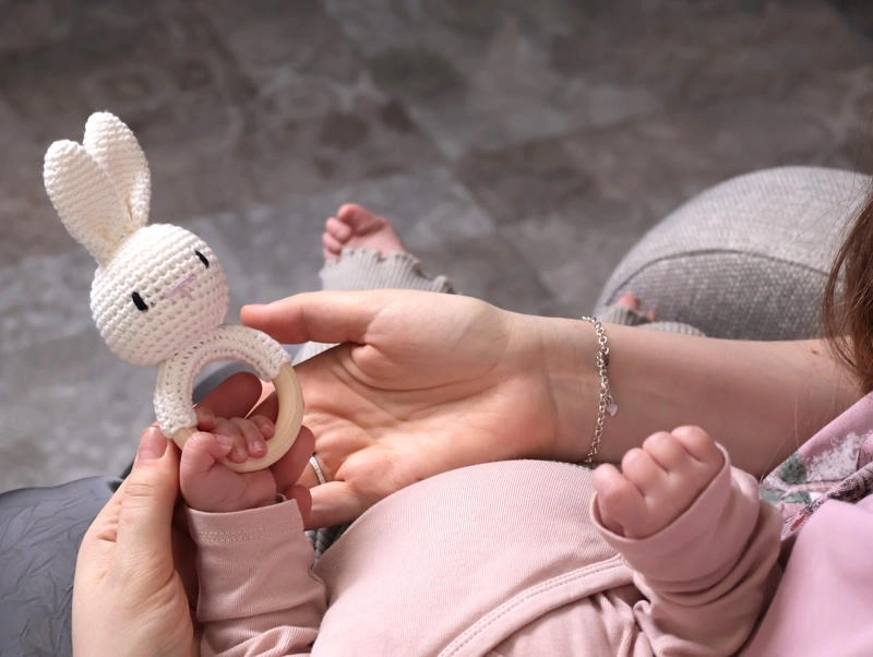 Sự phát triển ngôn ngữ của trẻ 10 - 12 tháng