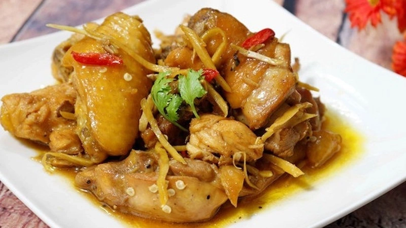 Món ăn cho bà bầu kén ăn là gà kho sả