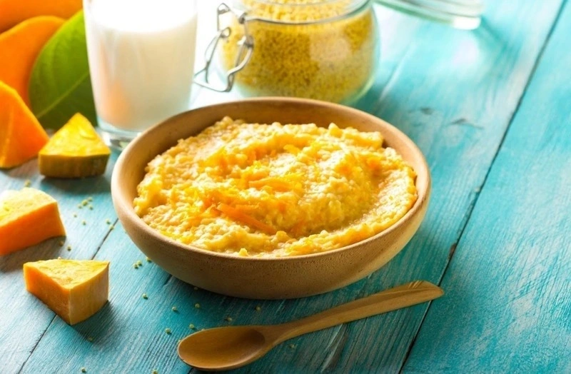 Thực đơn cho bà bầu thiếu máu nên có bí đỏ