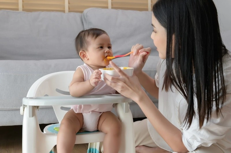 Thực đơn cơm nát cho bé 9 tháng