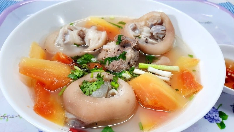 Cơm cữ dành cho mẹ sinh mổ