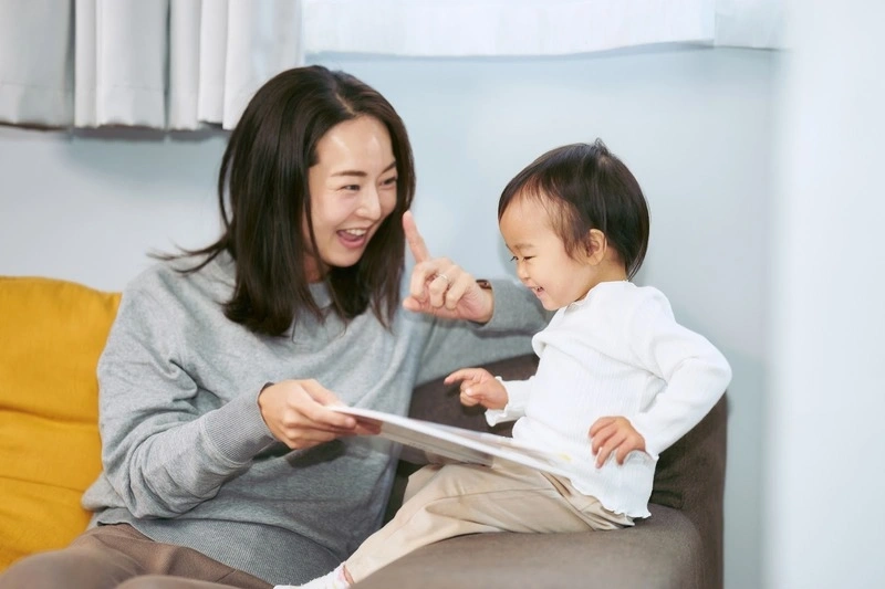 Làm gì khi trẻ 16 tháng chậm nói