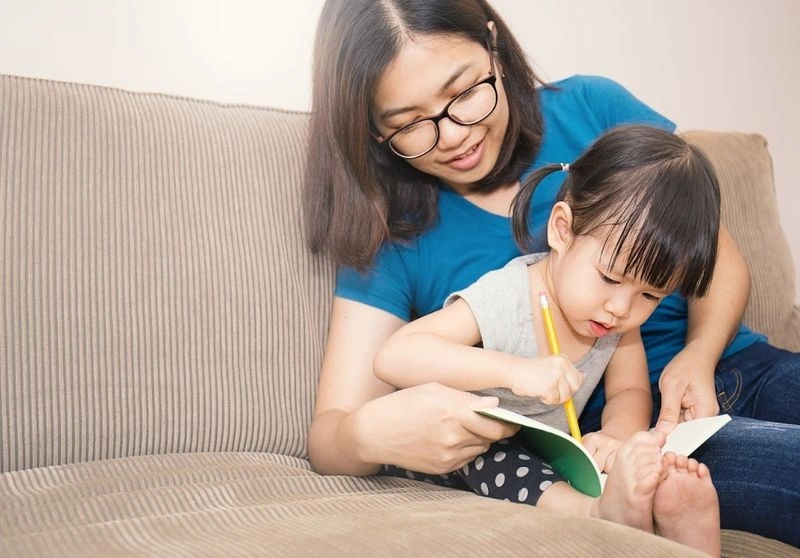 Cách dạy trẻ 3 tuổi chậm nói là cho con tự giải quyết vấn đề của mình