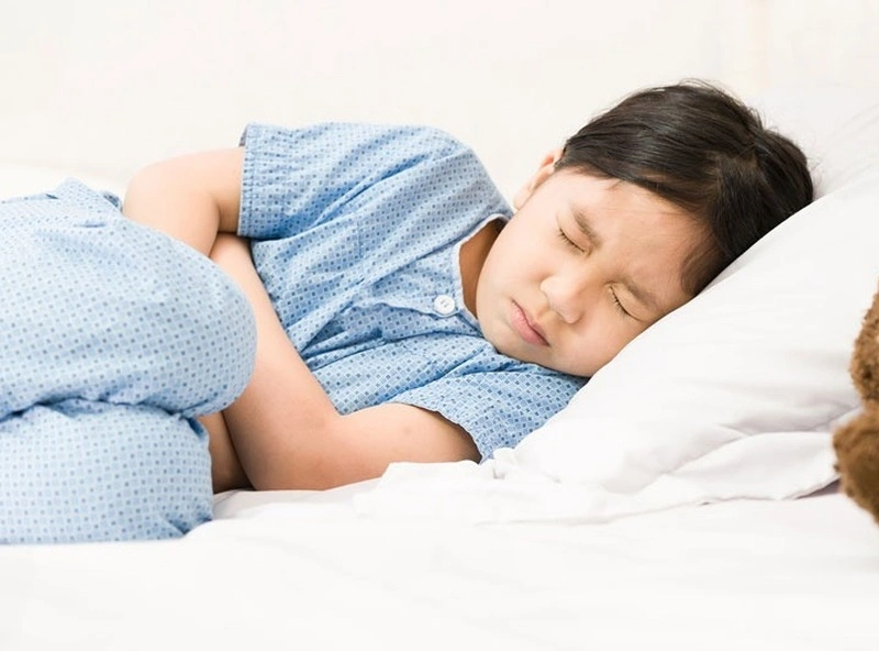 Trẻ bị ói và tiêu chảy