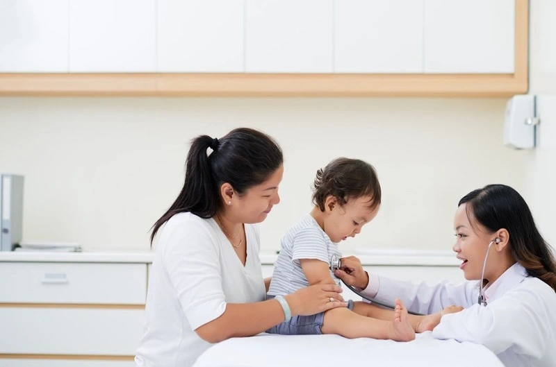 Trẻ biếng ăn khó ngủ khi nào nên đi khám