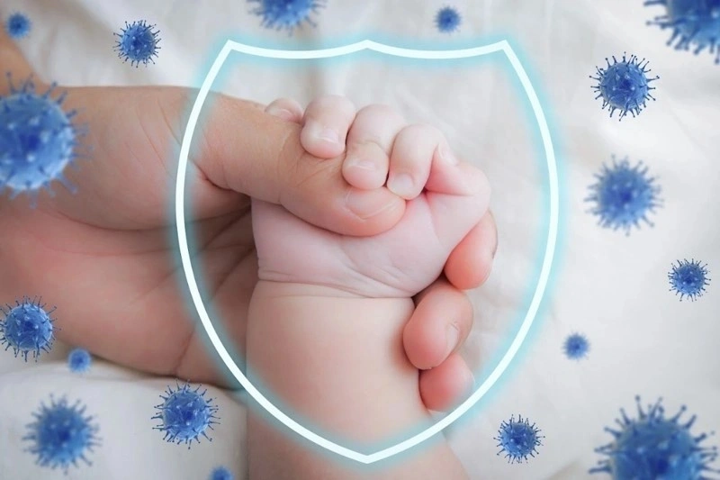 Trẻ sơ sinh đi phân lỏng do đâu