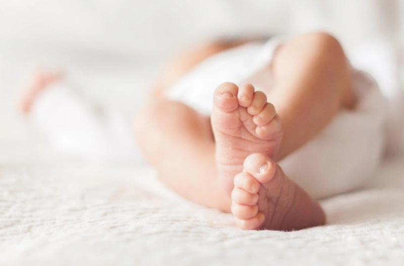 Ngủ đủ giấc giúp cải thiện tình trạng bé không chịu bú mẹ